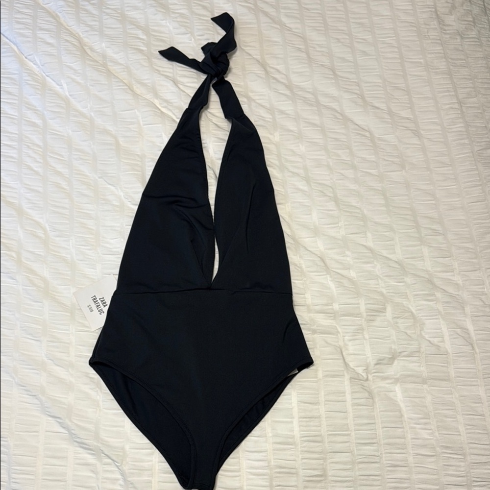 Zara Trafaluc - Black Halter Top
